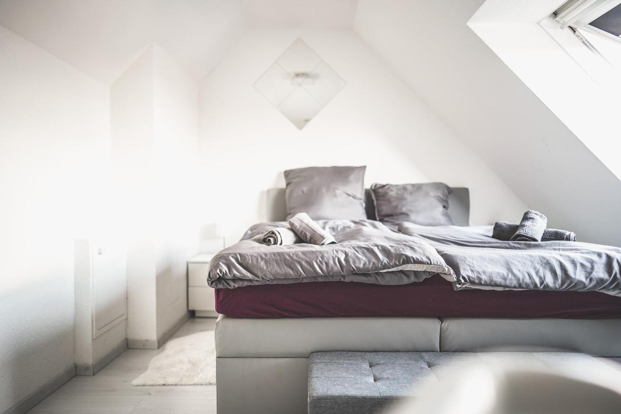 Luxus Maisonette Wohnung Am See, Wehome Premium Sankt Leon-Rot Ngoại thất bức ảnh