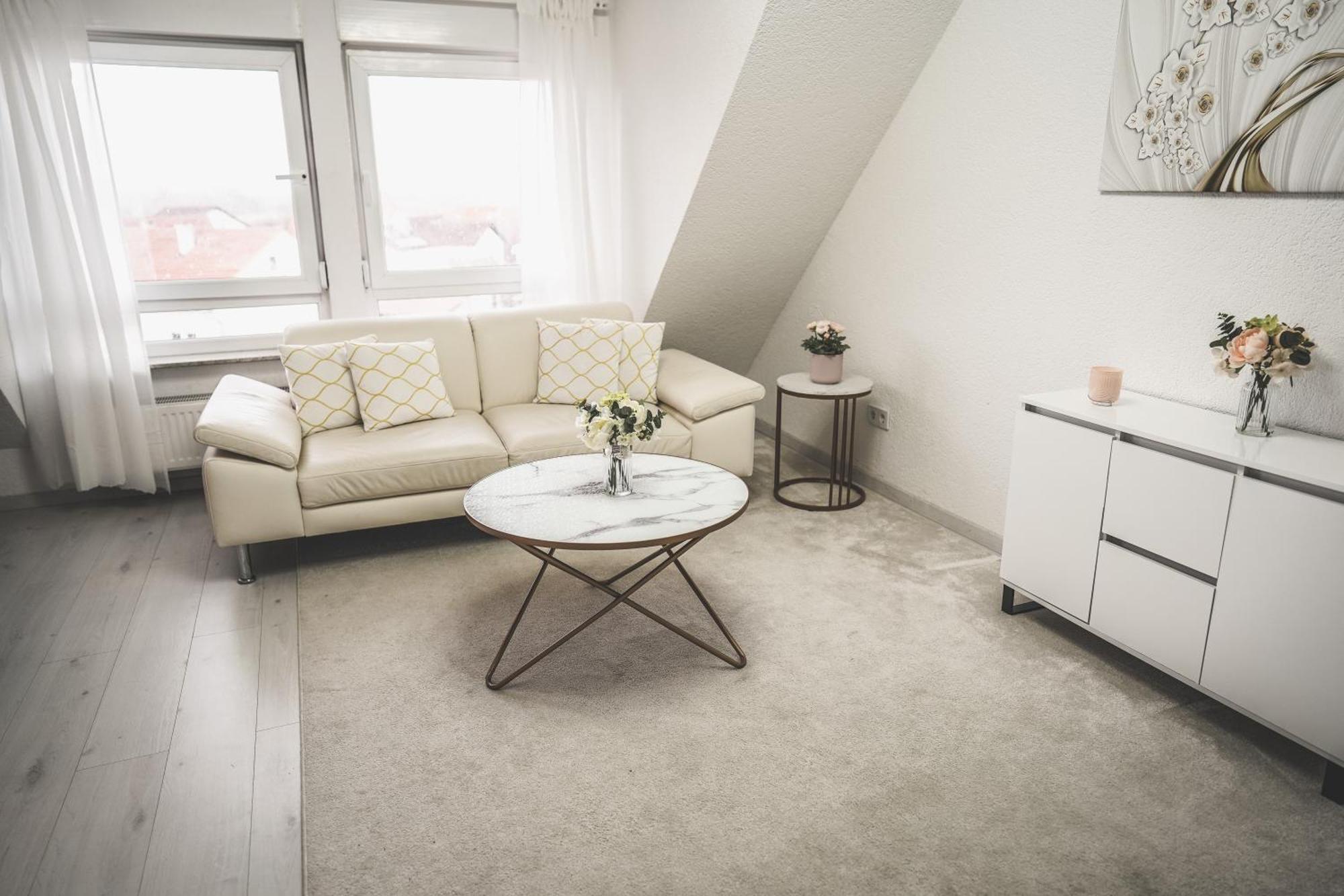 Luxus Maisonette Wohnung Am See, Wehome Premium Sankt Leon-Rot Ngoại thất bức ảnh