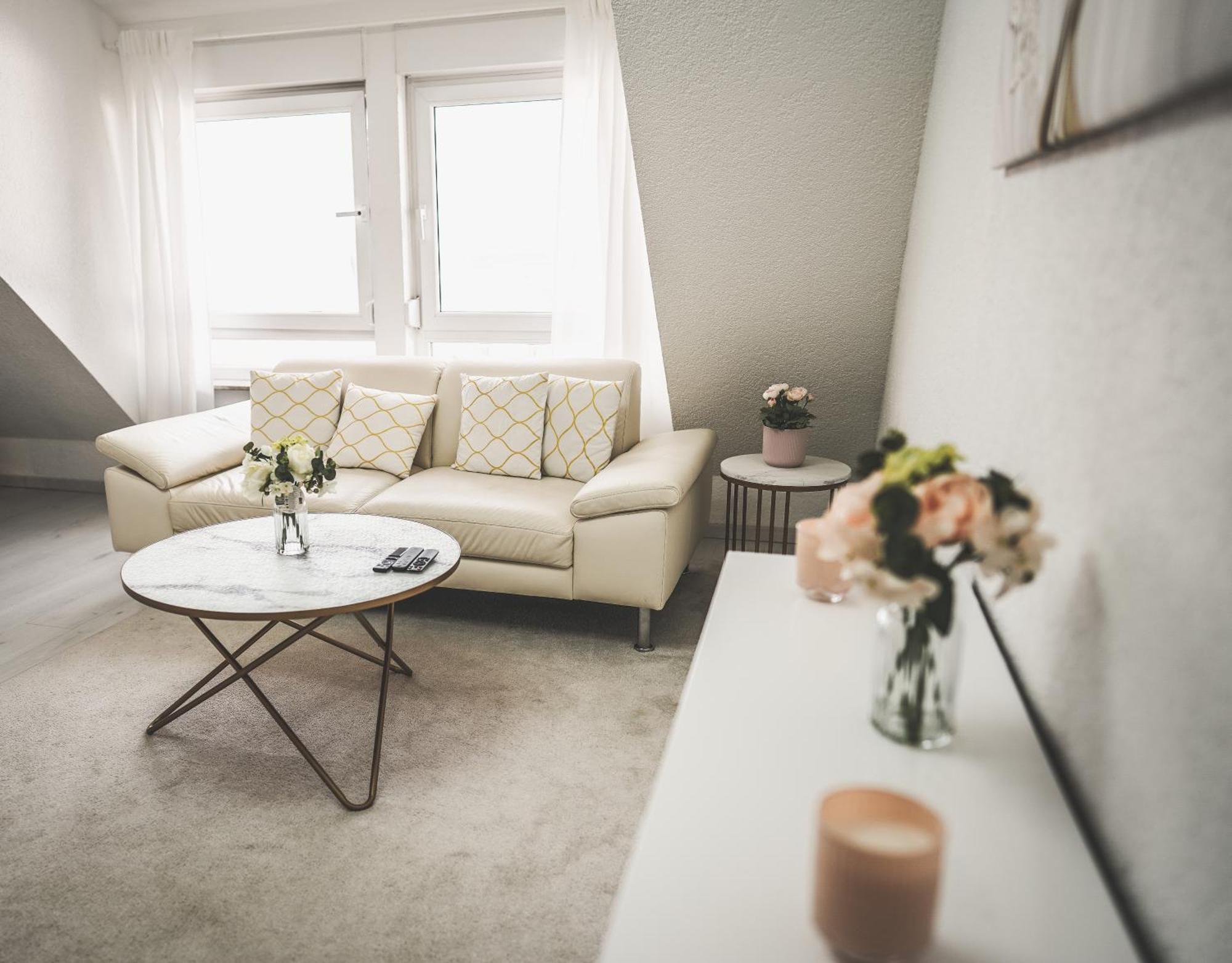 Luxus Maisonette Wohnung Am See, Wehome Premium Sankt Leon-Rot Ngoại thất bức ảnh