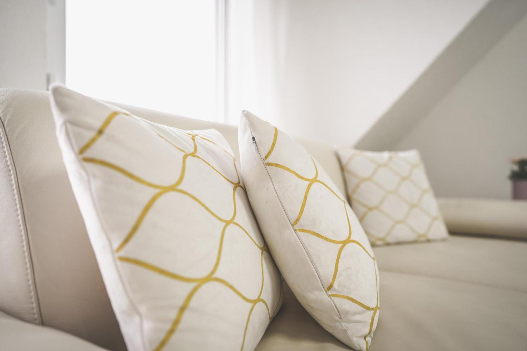 Luxus Maisonette Wohnung Am See, Wehome Premium Sankt Leon-Rot Ngoại thất bức ảnh